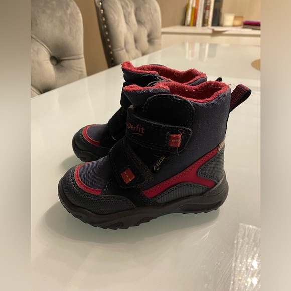 Toddler Superfit winter shoes size 5 (12-18 months) - Picture 2 of 6